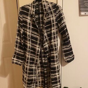 Linen long jacket NWOT Plaid Black and White Women's with pockets